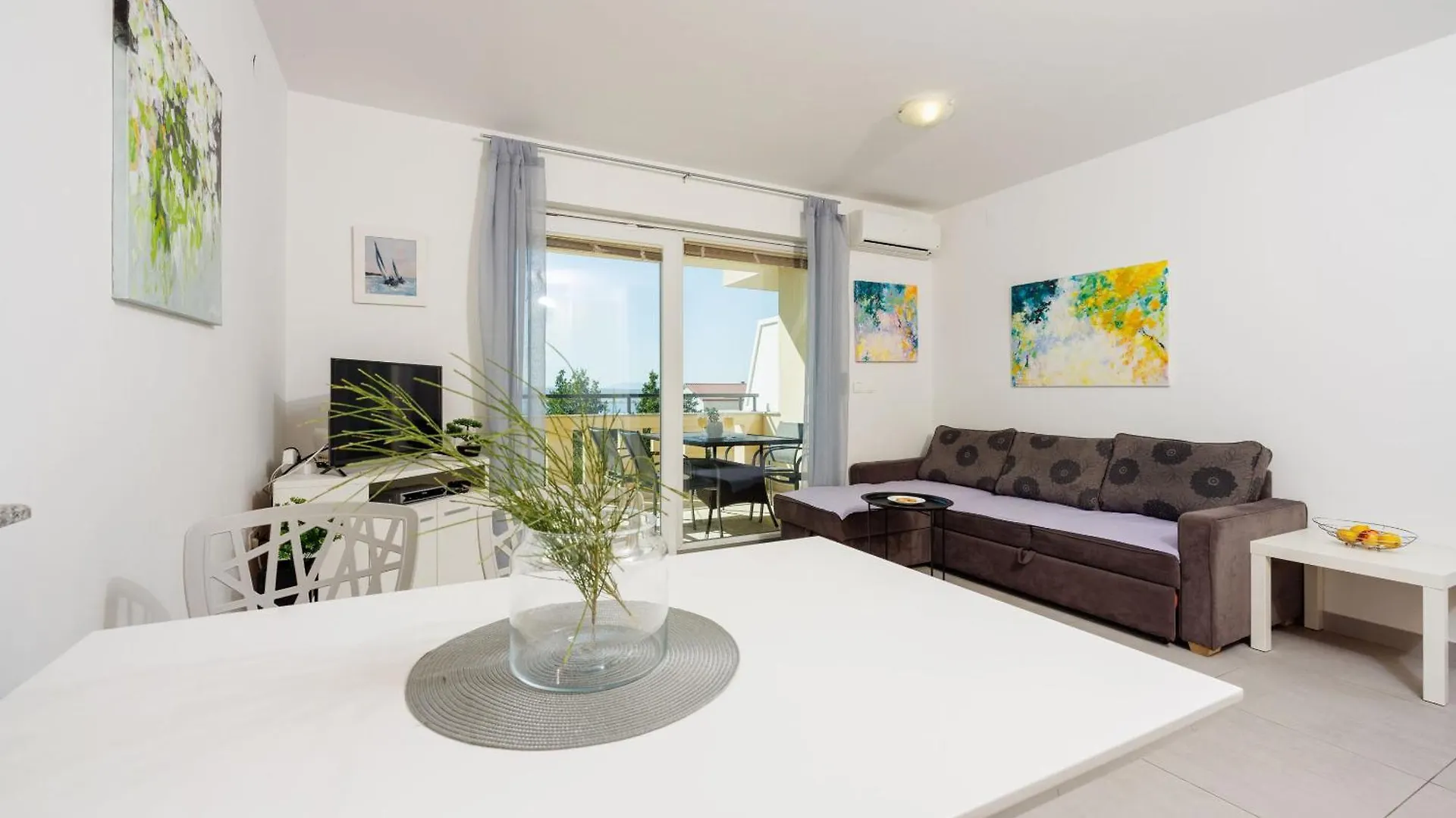 Apartments Petak Novi  Dramalj